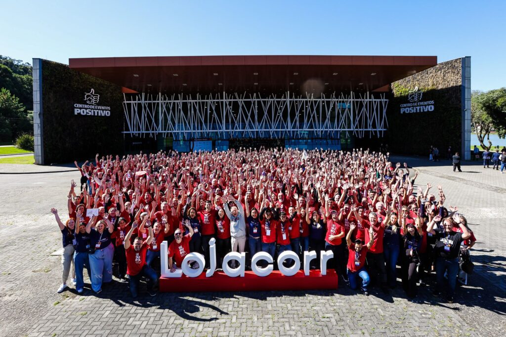 Jornada de sucesso da Rede Lojacorr